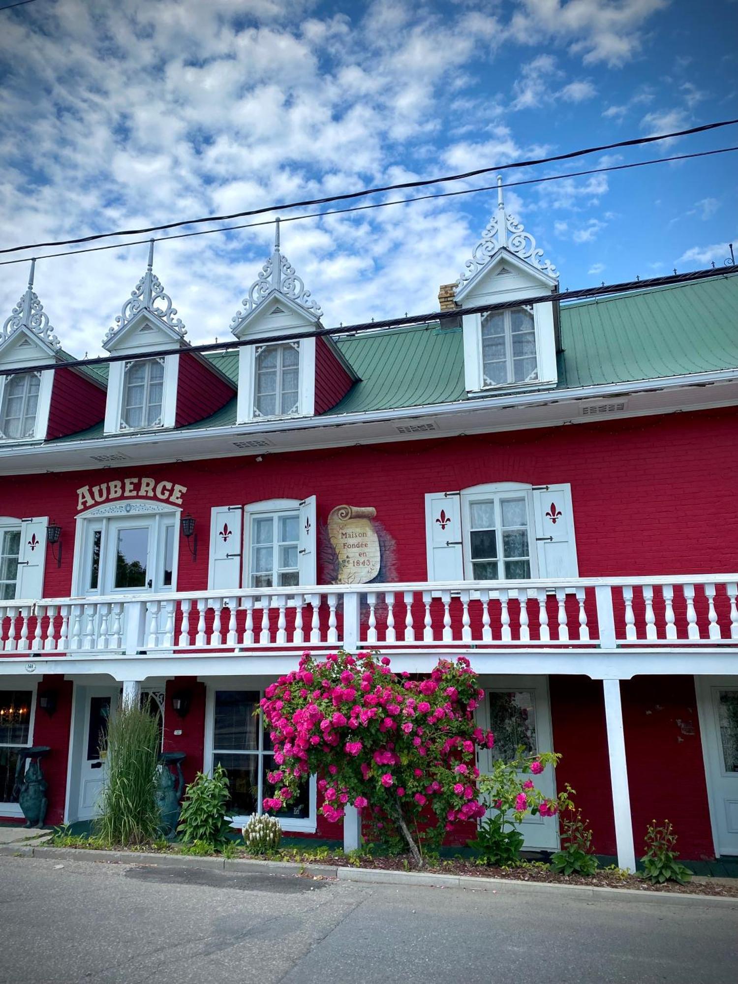 Le Mange Grenouille Hotel Bic Exterior photo